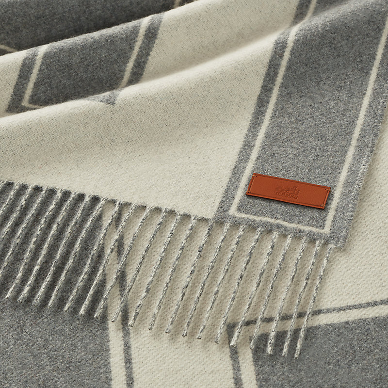 Casaque Clefs de H scarf | Hermès Hong Kong SAR